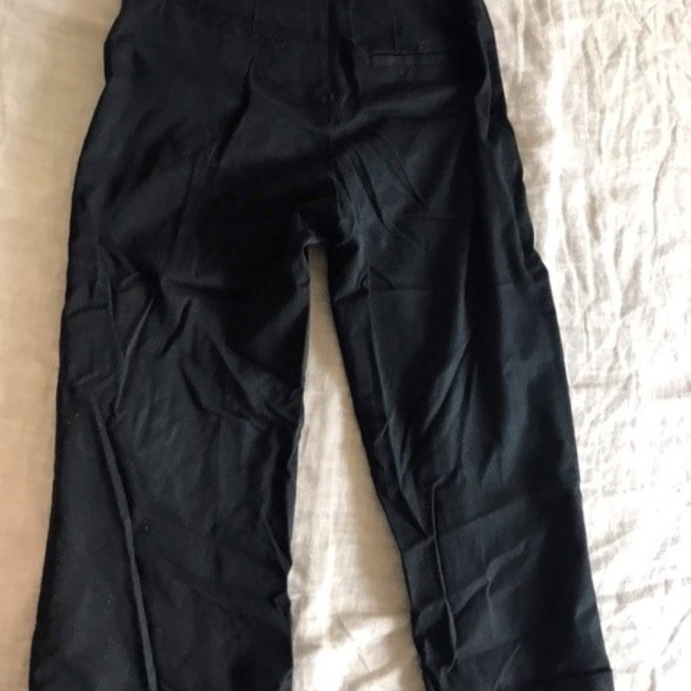 Club monaco capris(crops, pants) - Picture 2 of 9